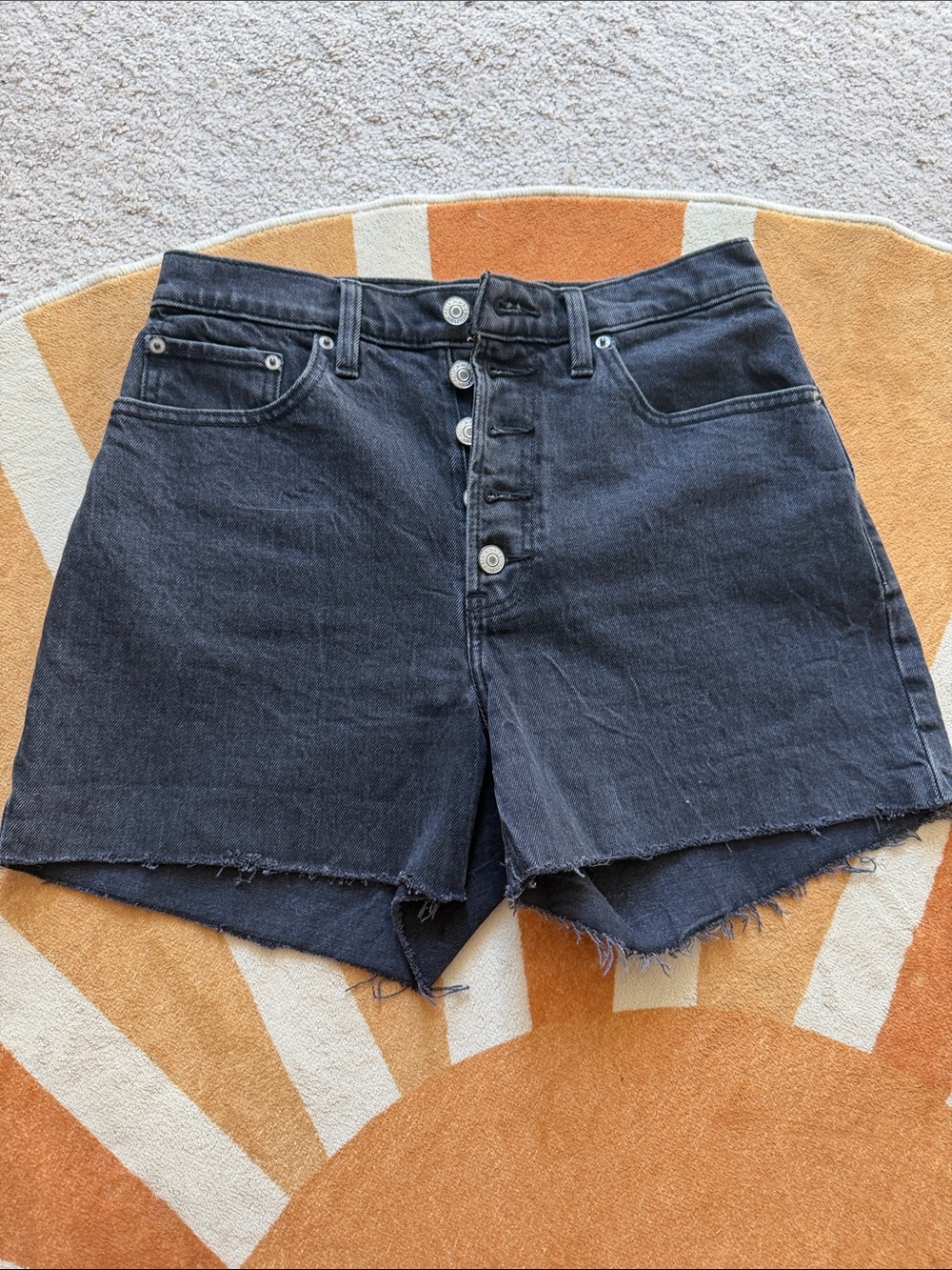 Abercrombie & Fitch Black High-Rise 4” curve love Button-Fly Denim Shorts
